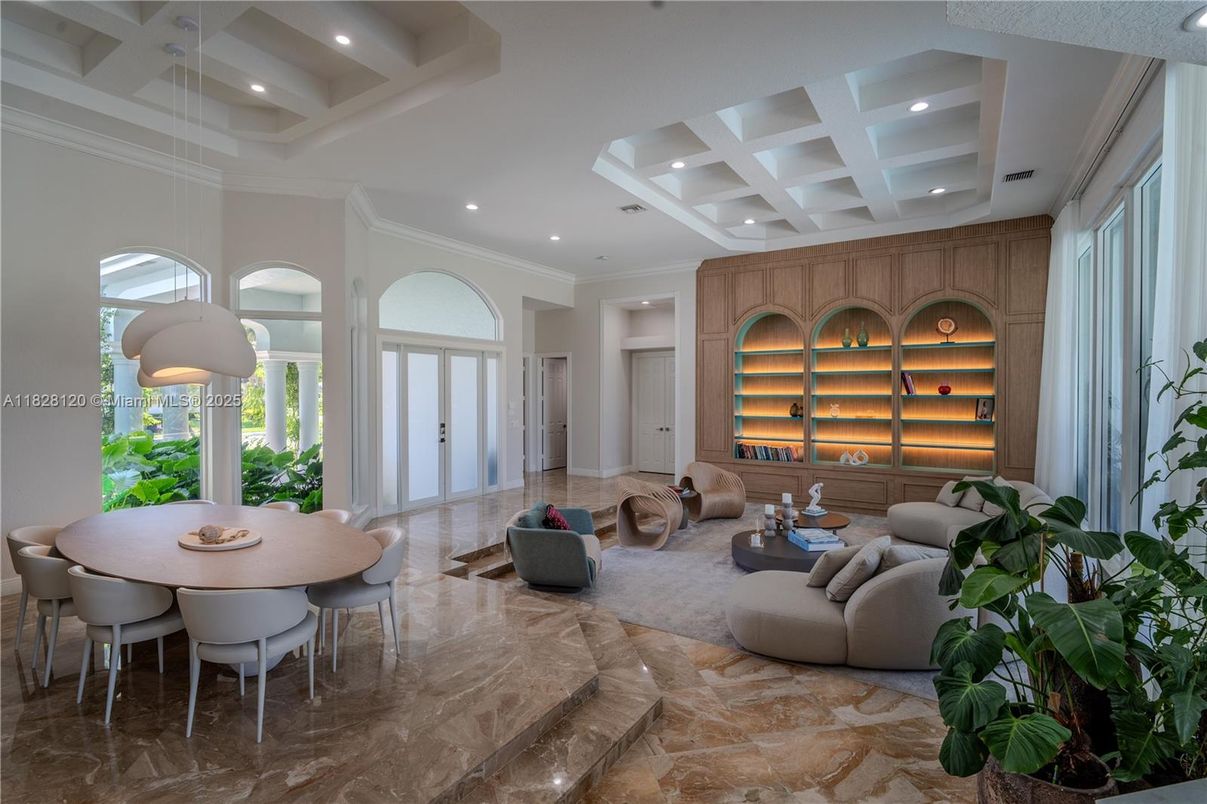 Dining room, Interior, Living room, Recessed Lighting