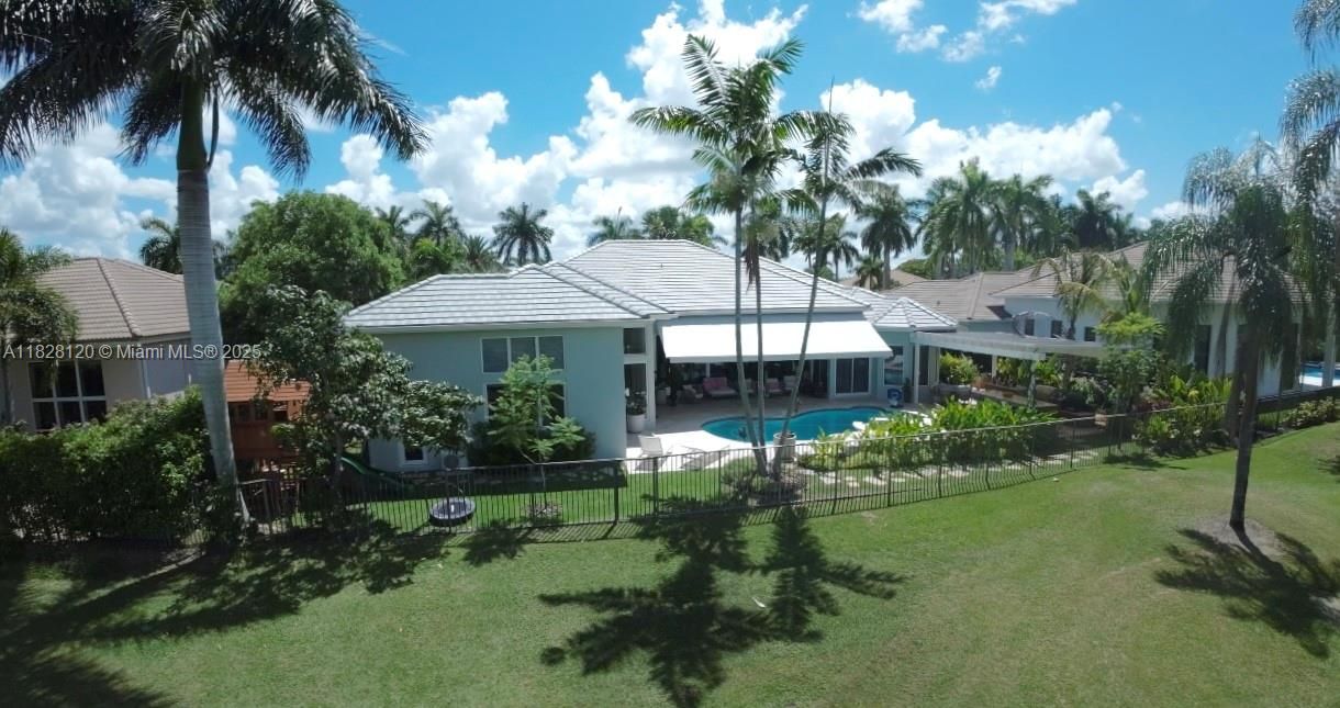 Backyard, Exterior, Pool