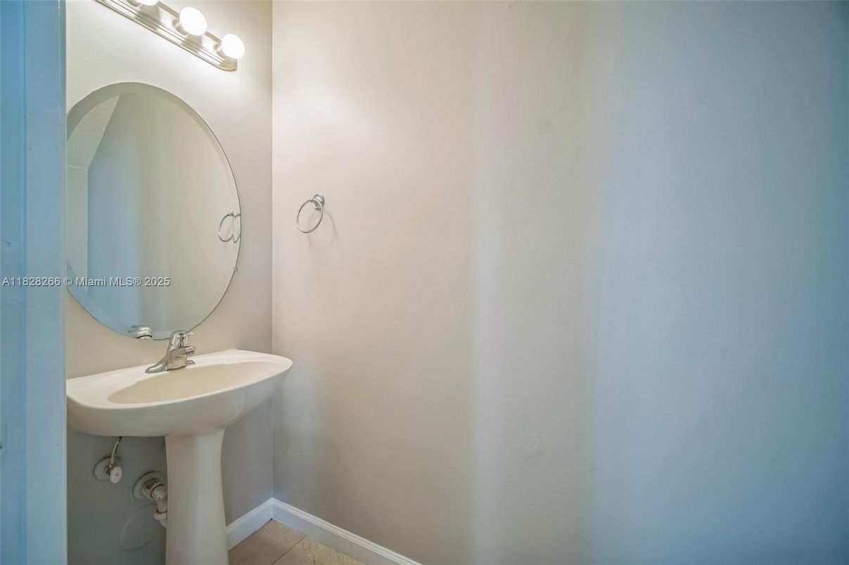 Bathroom, Interior
