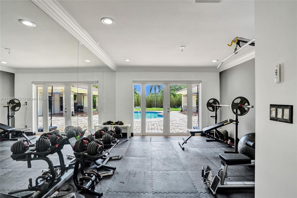Fitness Equipment, Interior, Recessed Lighting