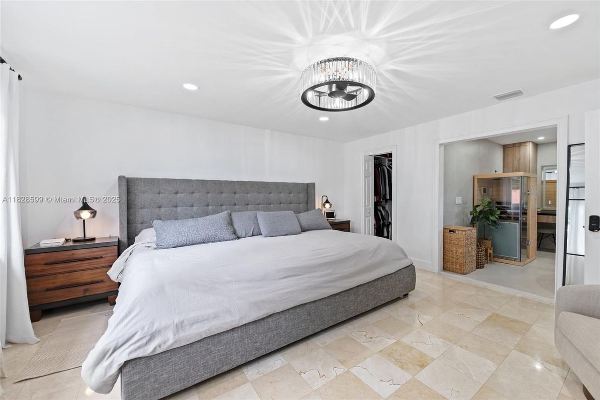 Bedroom, Interior, Recessed Lighting