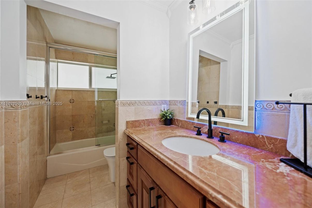 Bathroom, Glass Shower, Interior