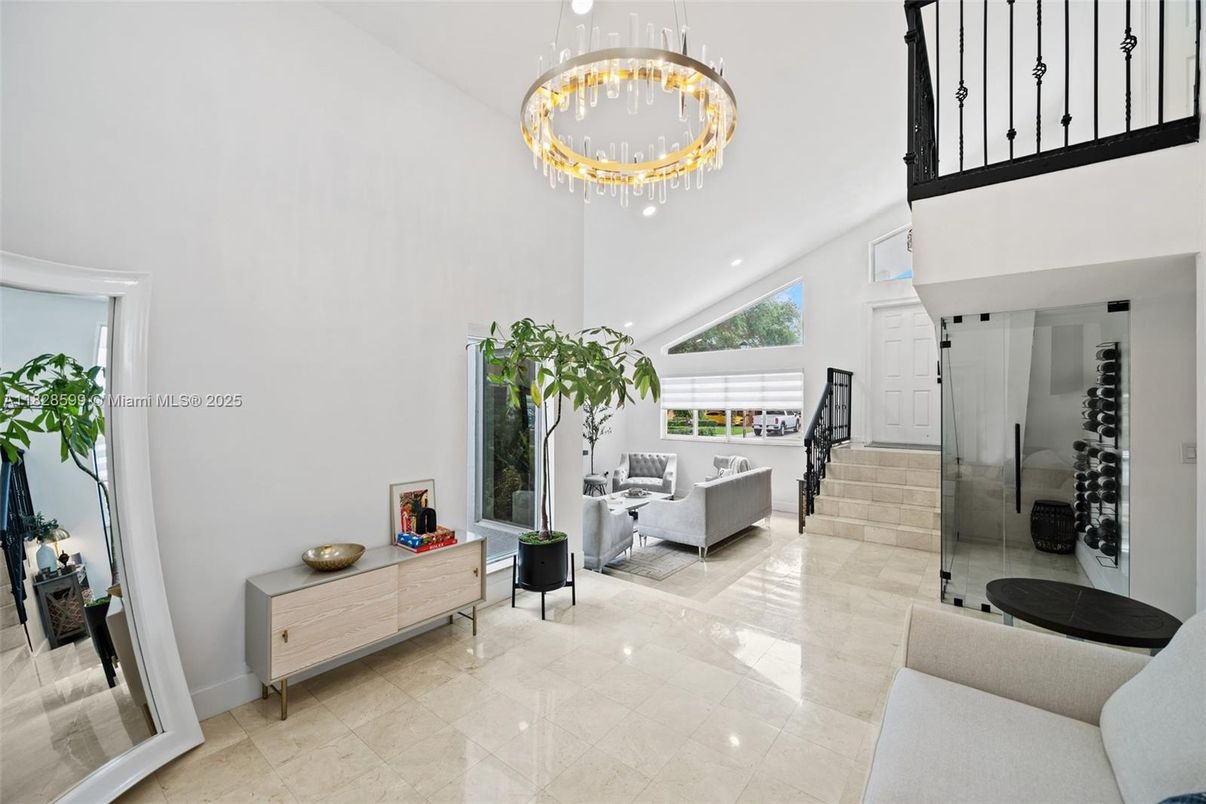 Interior, Living room, Pendant Lights, Recessed Lighting