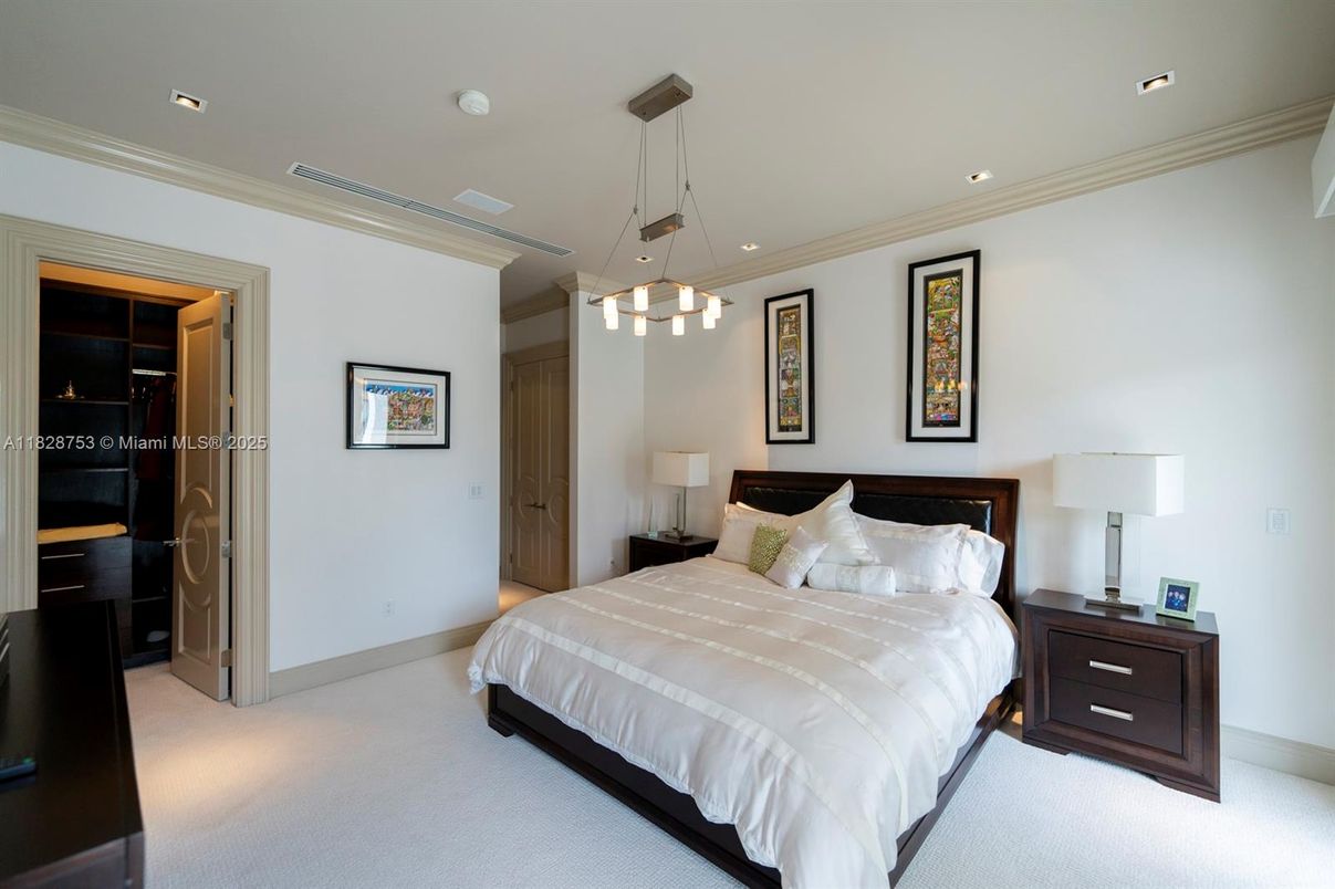 Bedroom, Interior, Pendant Lights, Recessed Lighting