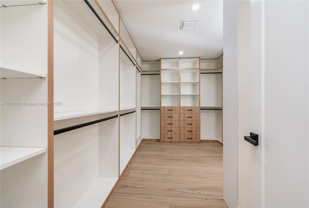 Interior, Recessed Lighting, Walk-in Closets, Wood Texture Flooring