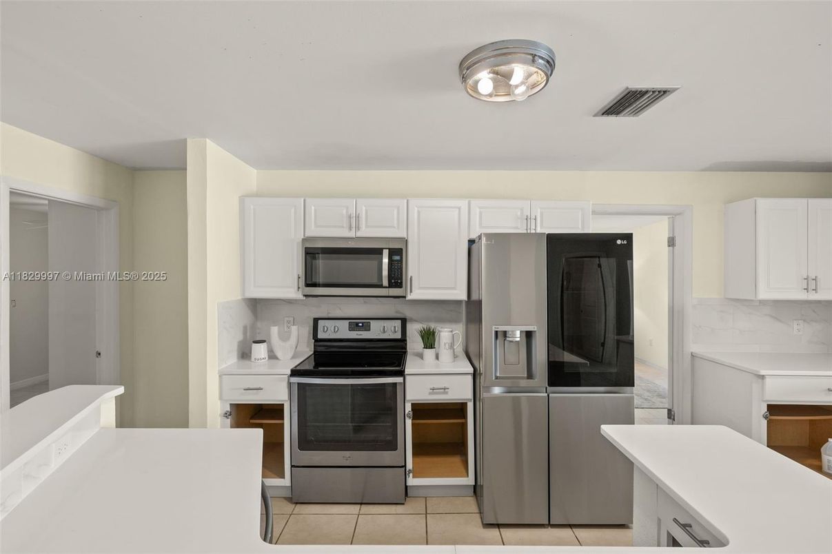 Interior, Kitchen, Stainless Steel Appliances