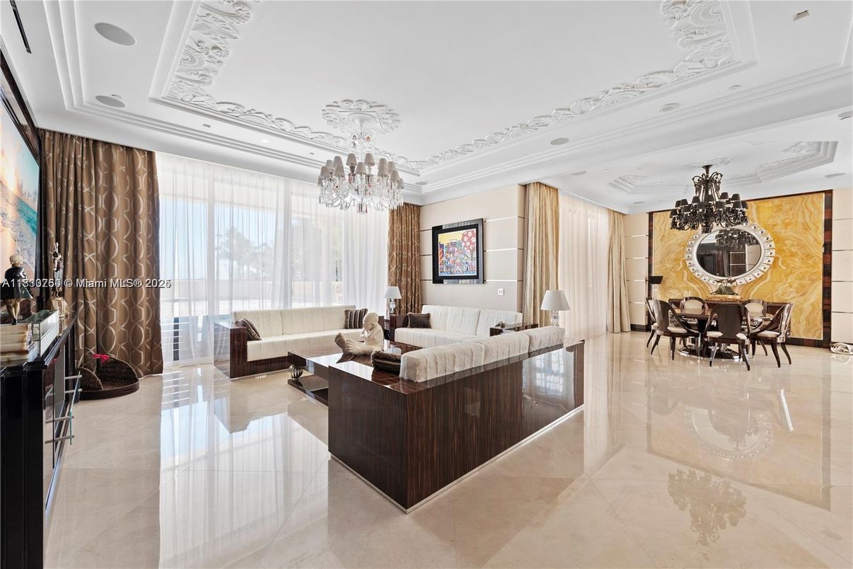 Chandelier, Dining room, Interior, Living room, Recessed Lighting