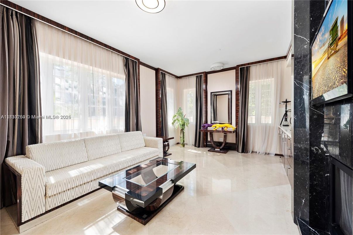 Interior, Living room