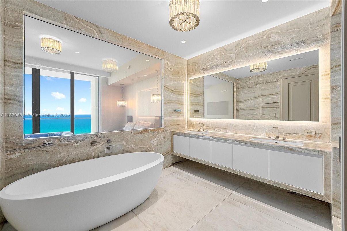 Bathroom, Dual Sink Vanities, Free Standing Baths, Glass Shower, Interior, Recessed Lighting, Water