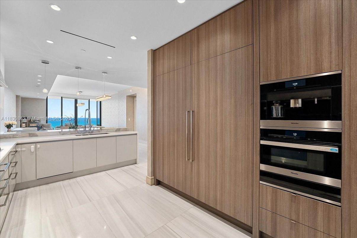 Interior, Kitchen, Pendant Lights, Recessed Lighting, Stainless Steel Appliances, Water