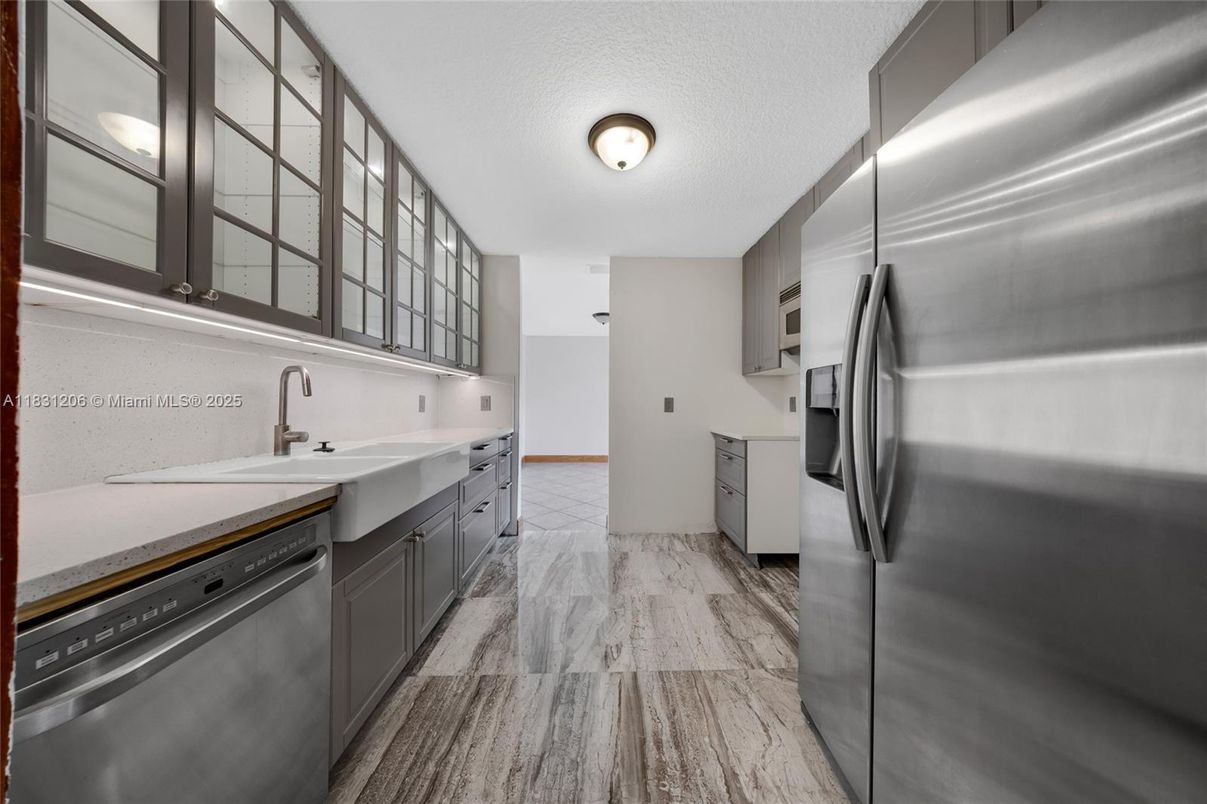 Interior, Kitchen, Marble, Stainless Steel Appliances