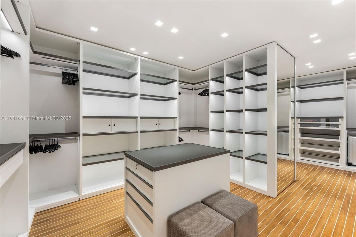 Interior, Recessed Lighting, Walk-in Closets, Wood Texture Flooring