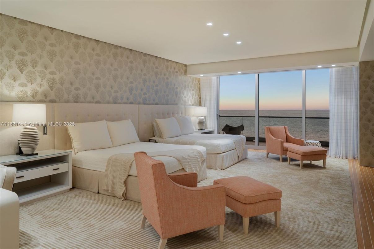 Bedroom, Interior, Recessed Lighting, Water