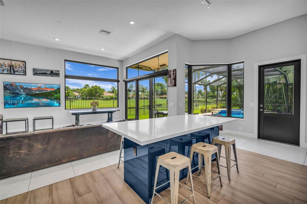 Interior, Recessed Lighting, Wood Texture Flooring