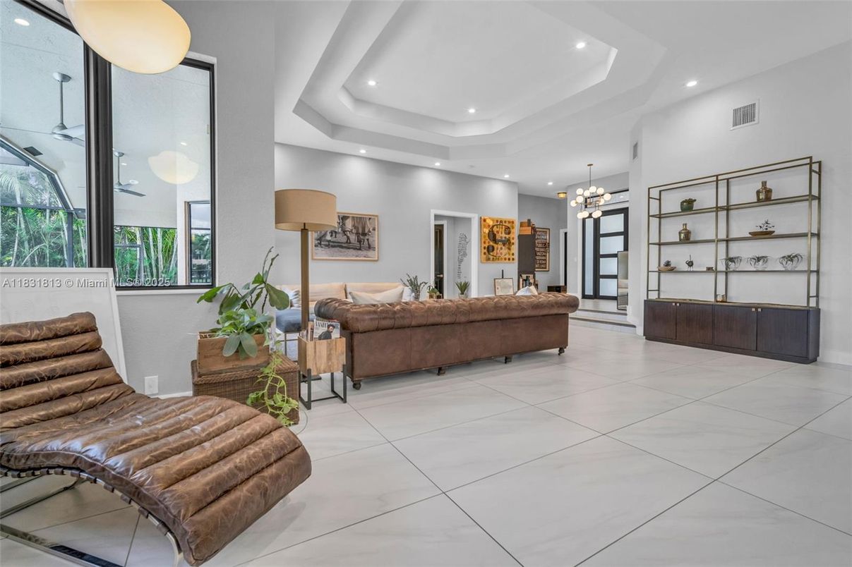 Chandelier, Interior, Living room, Pendant Lights, Recessed Lighting