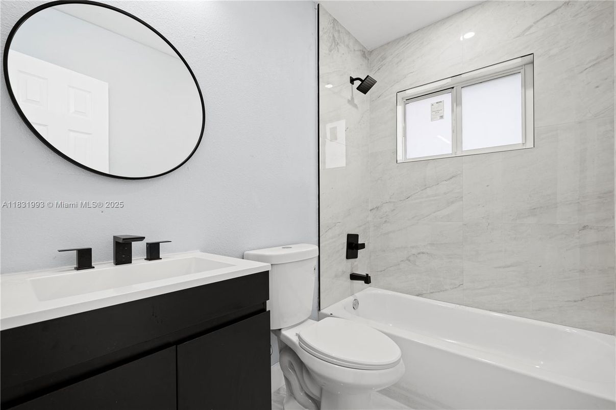 Bathroom, Interior, Marble Walls