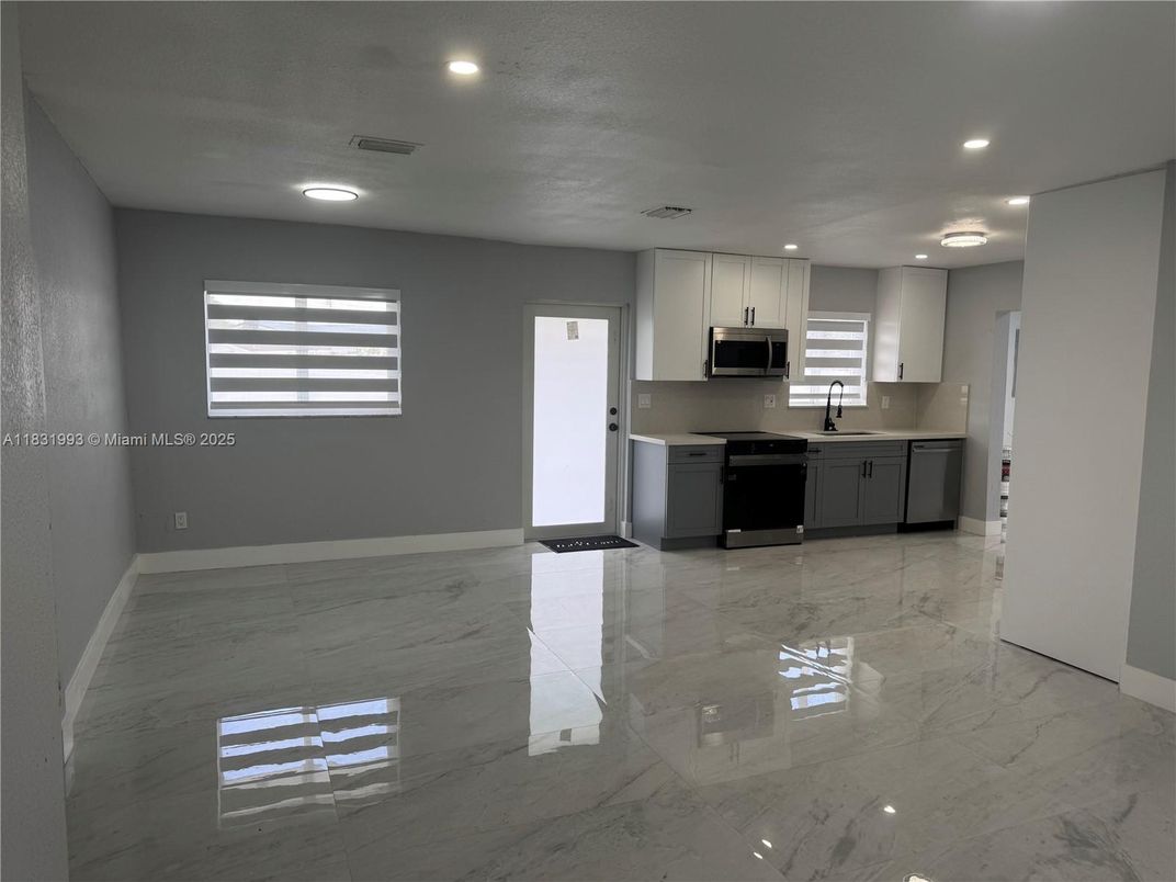 Interior, Kitchen, Marble, Recessed Lighting, Stainless Steel Appliances