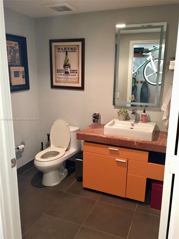 Bathroom, Interior