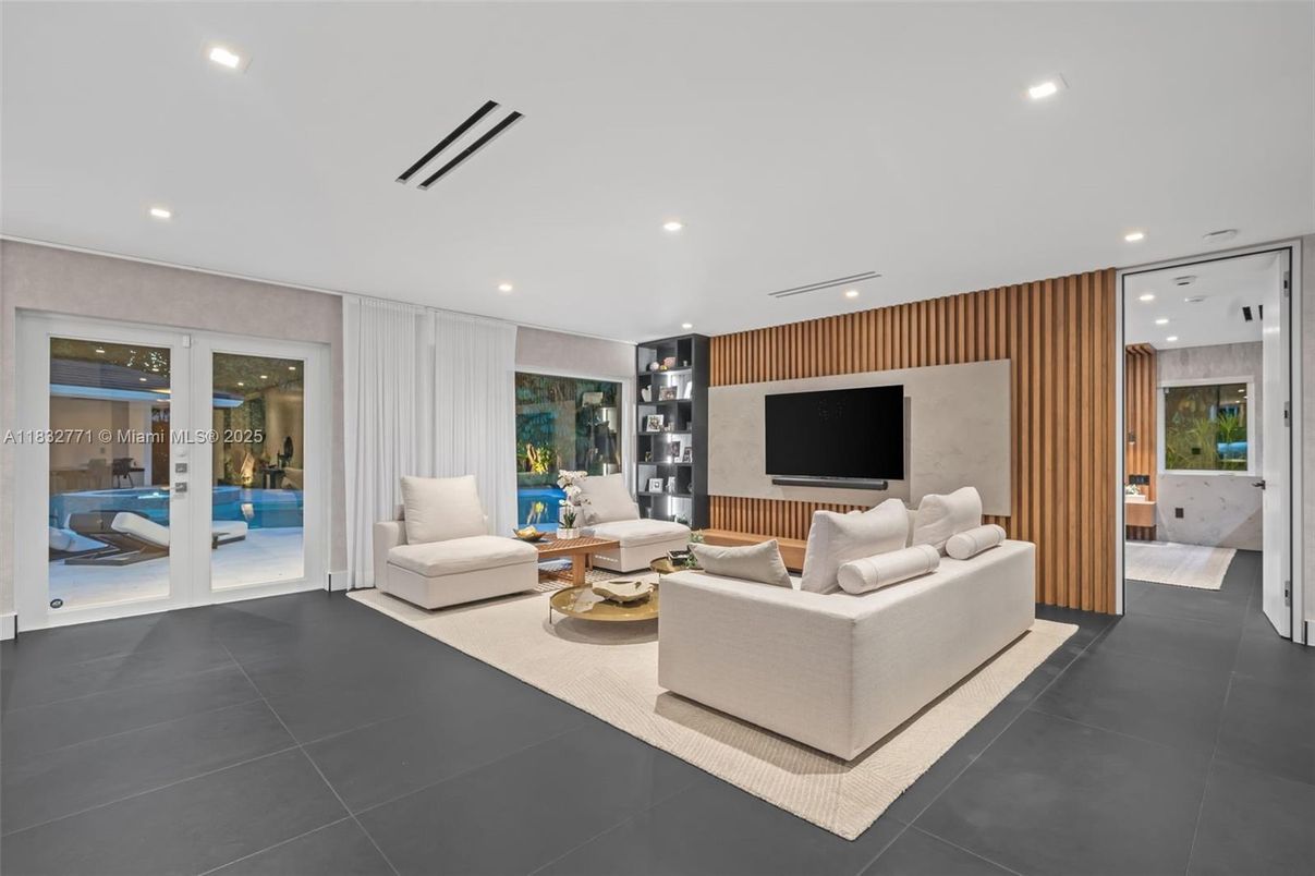 Interior, Living room, Recessed Lighting