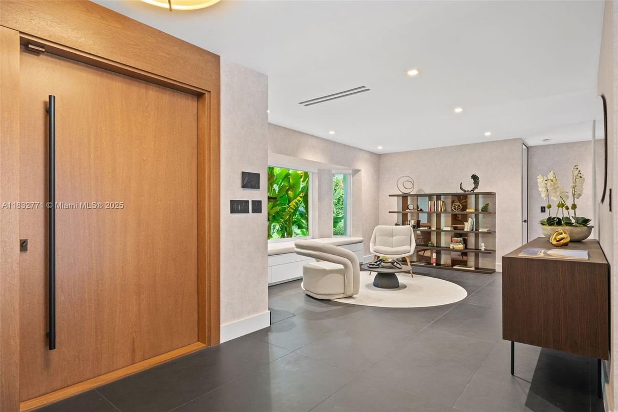 Interior, Recessed Lighting