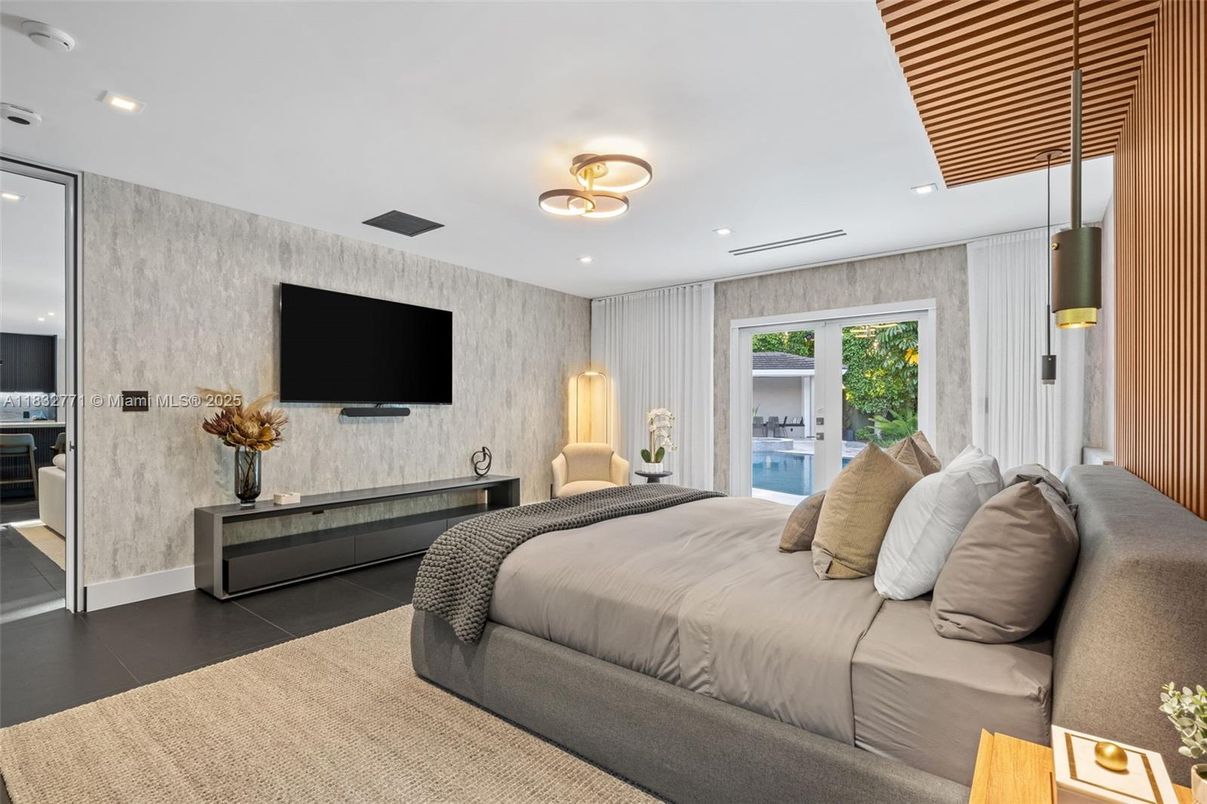 Bedroom, Interior, Recessed Lighting