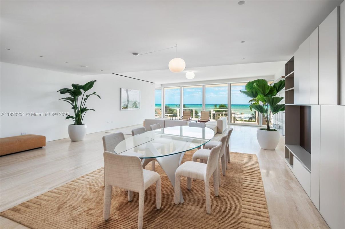 Dining room, Interior, Pendant Lights, Recessed Lighting, Water, Wood Texture Flooring
