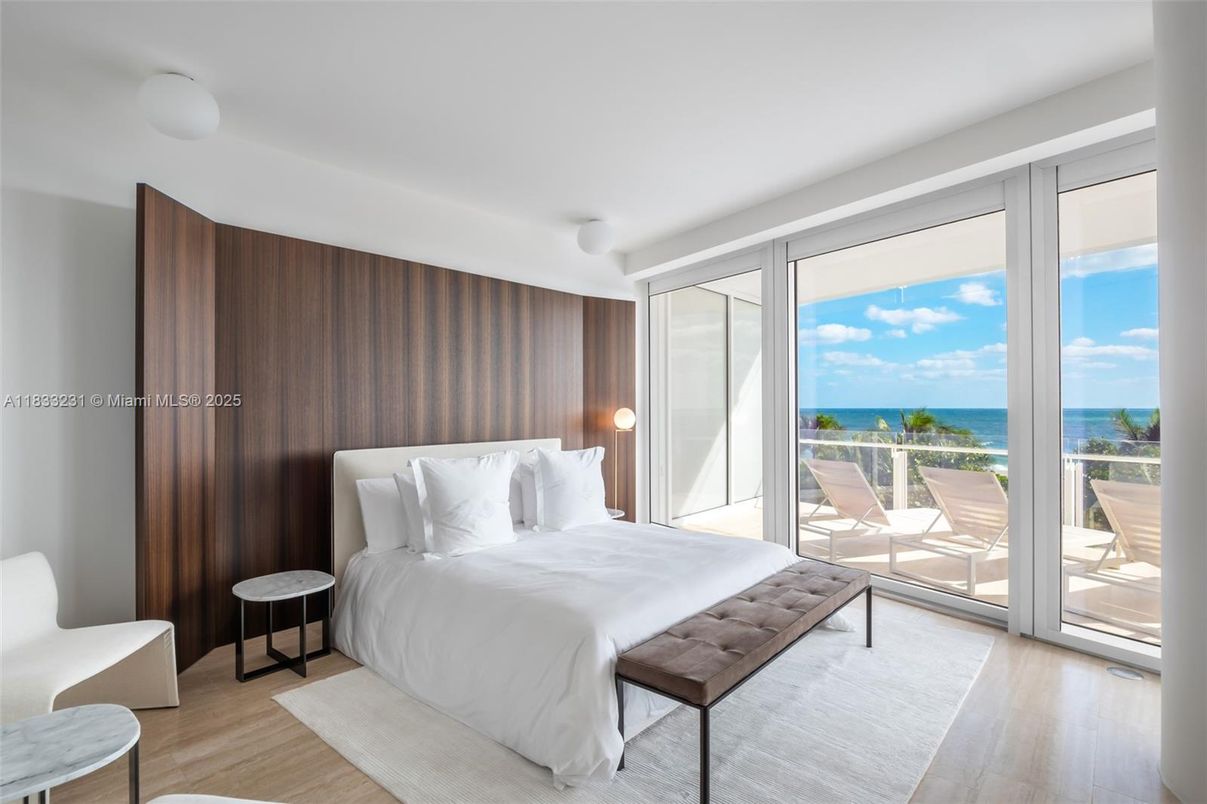 Bedroom, Interior, Water, Wood Texture Flooring