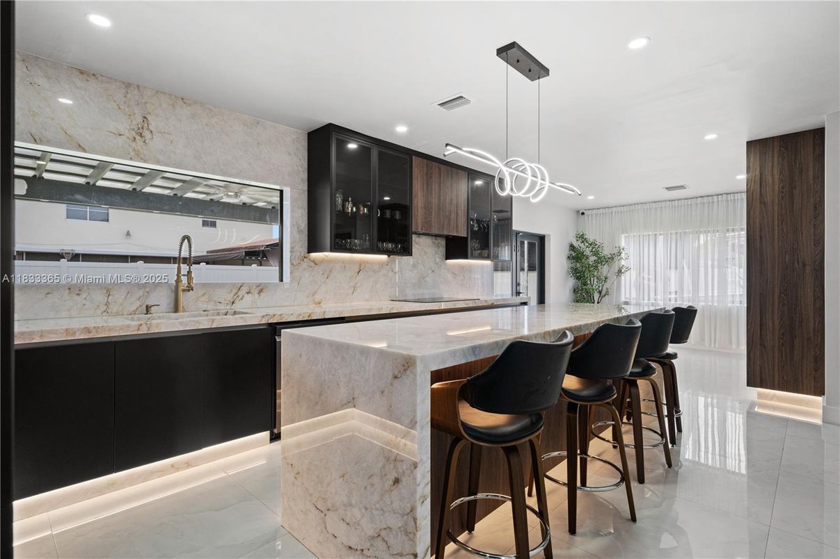 Interior, Kitchen, Pendant Lights, Recessed Lighting, Stainless Steel Appliances