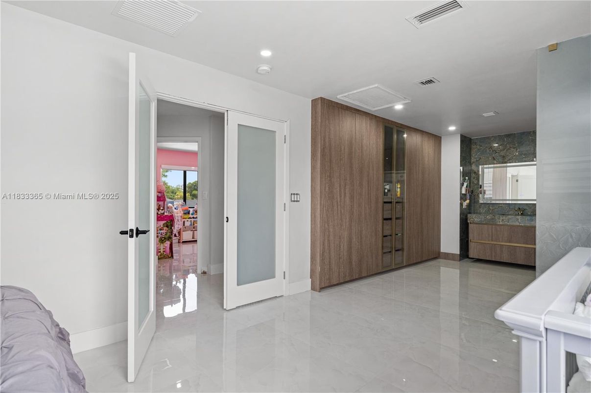 Interior, Marble, Recessed Lighting