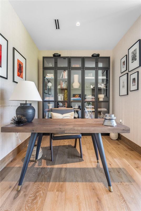 Home Office, Interior, Recessed Lighting, Wood Texture Flooring