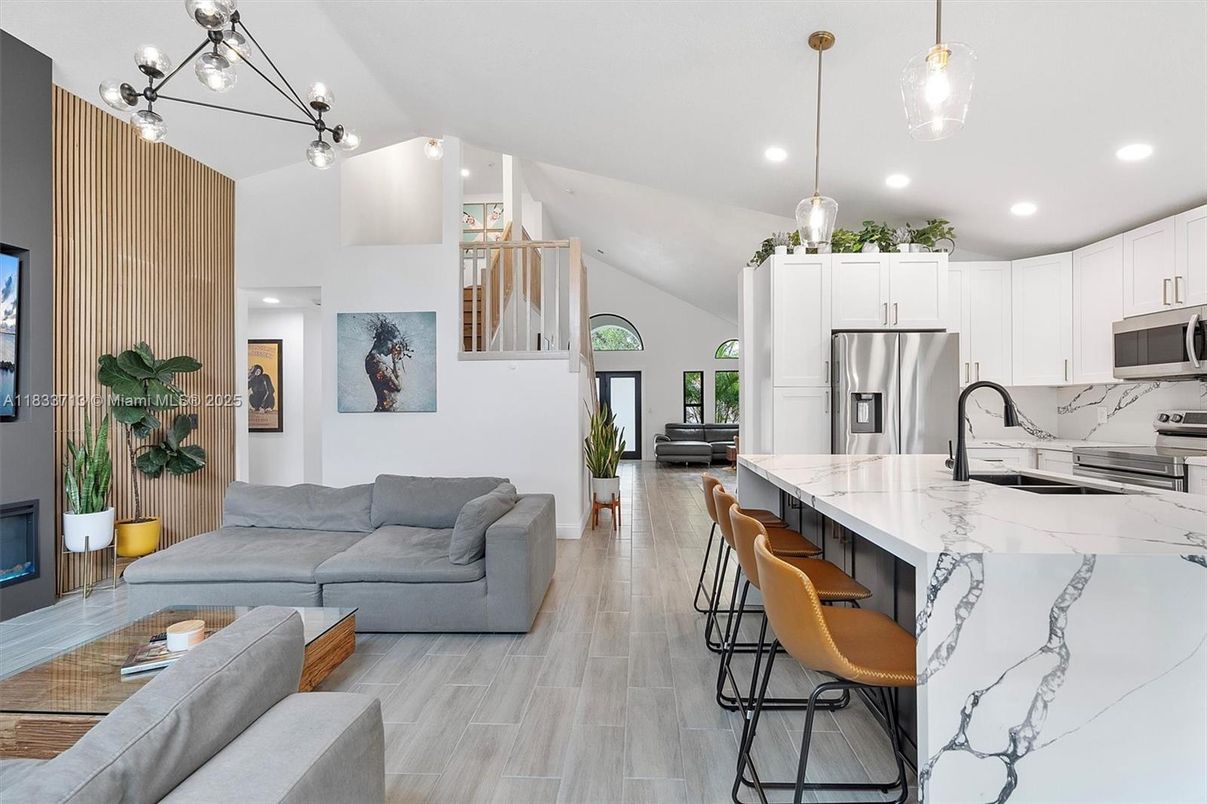 Interior, Kitchen, Living room, Pendant Lights, Recessed Lighting, Stainless Steel Appliances, Wood Texture Flooring
