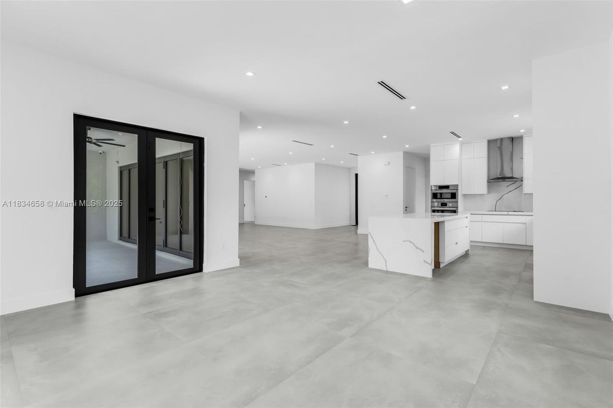 Interior, Kitchen, Recessed Lighting