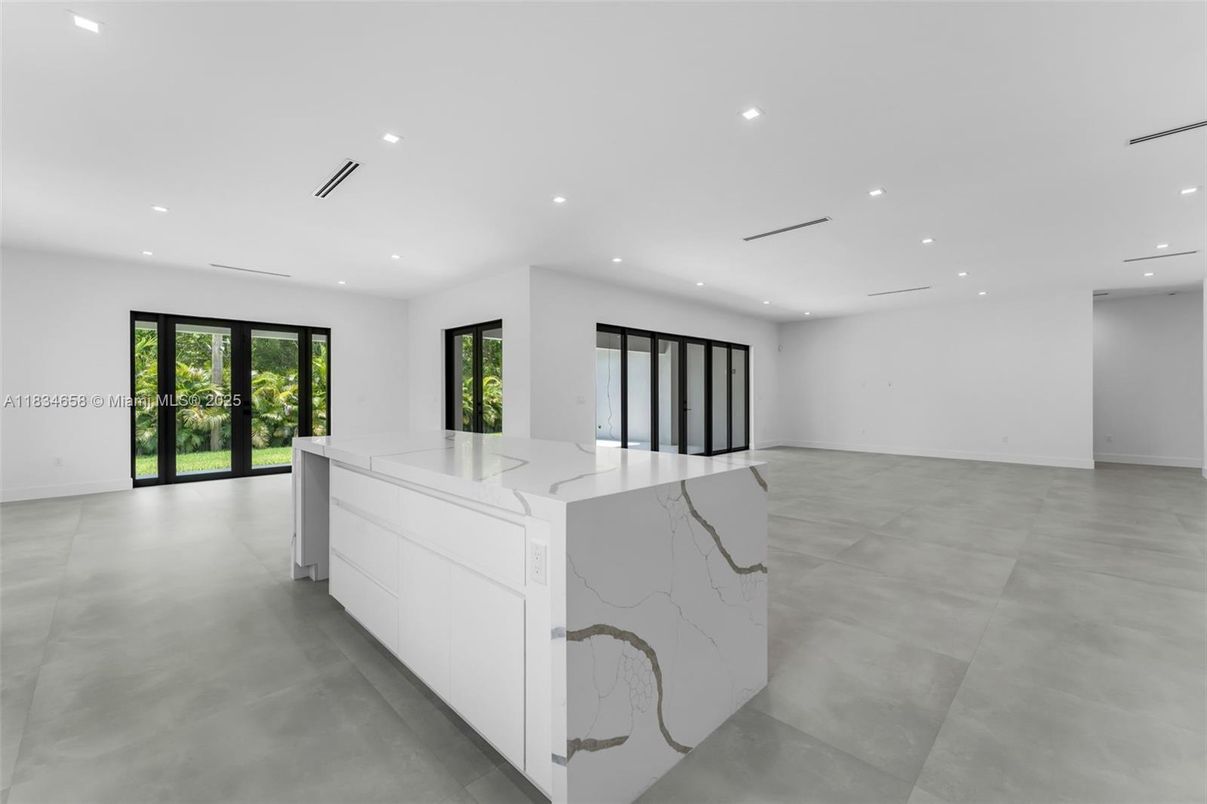 Interior, Kitchen, Recessed Lighting