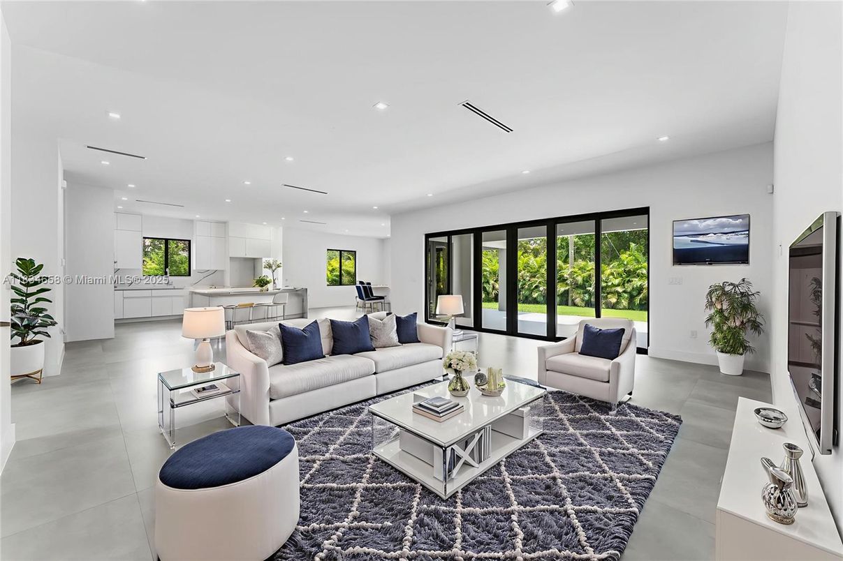 Interior, Kitchen, Living room, Recessed Lighting