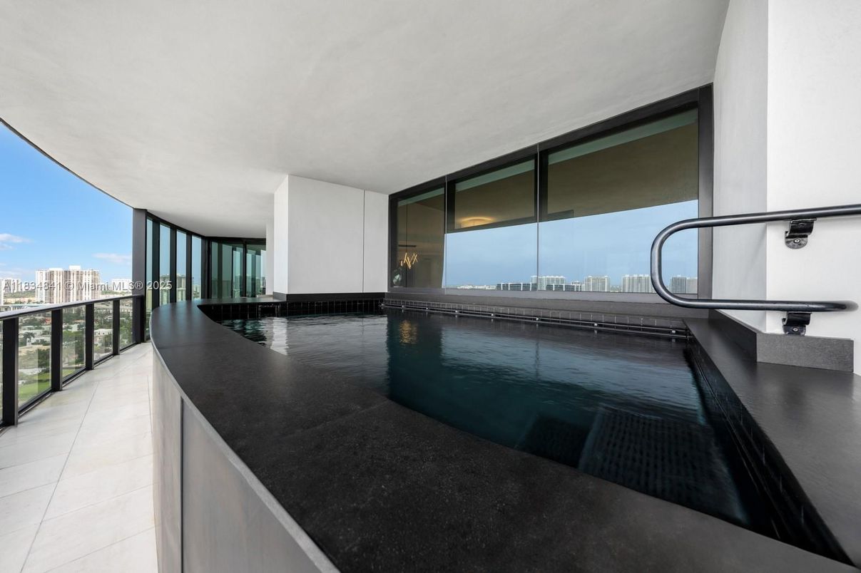 Interior, Pool, Water