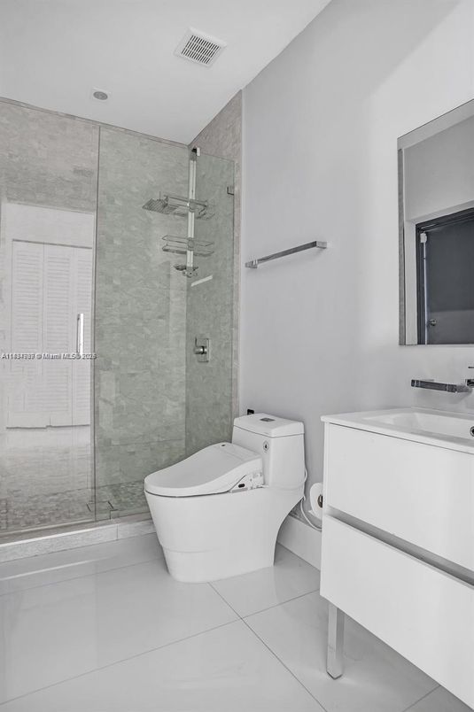 Bathroom, Glass Shower, Interior