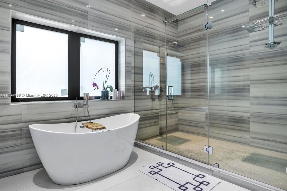 Bathroom, Free Standing Baths, Glass Shower, Interior, Recessed Lighting