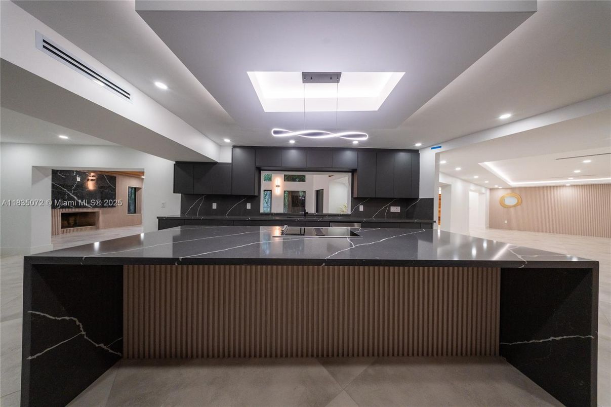 Interior, Kitchen, Pendant Lights, Recessed Lighting