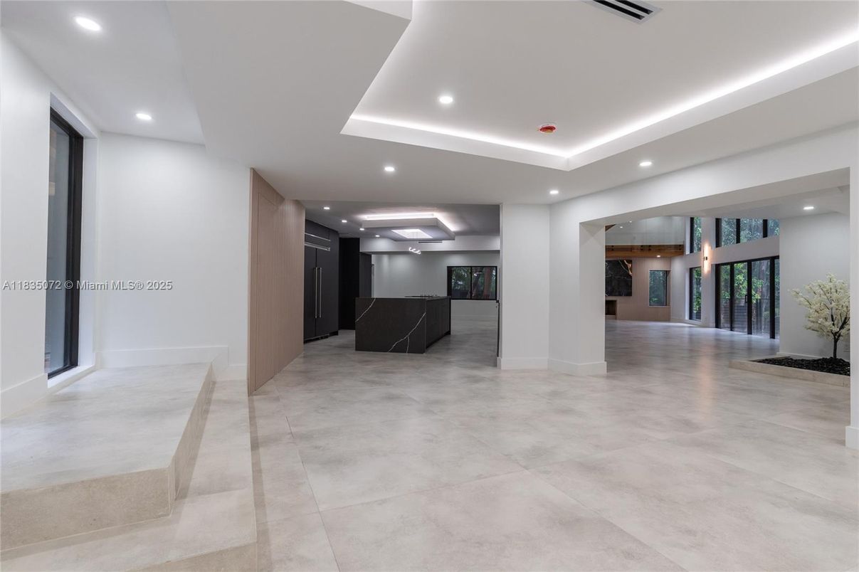 Interior, Recessed Lighting