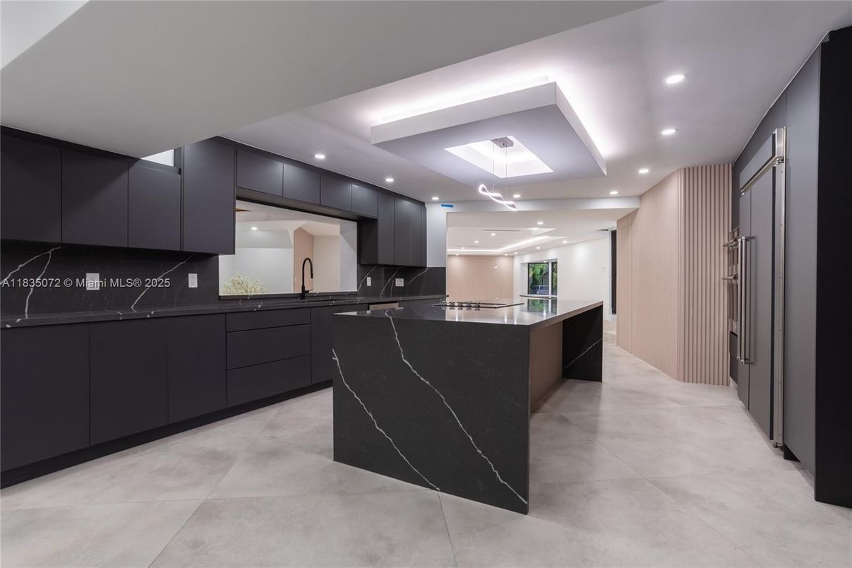Interior, Kitchen, Recessed Lighting
