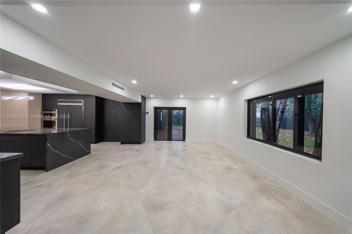 Interior, Recessed Lighting
