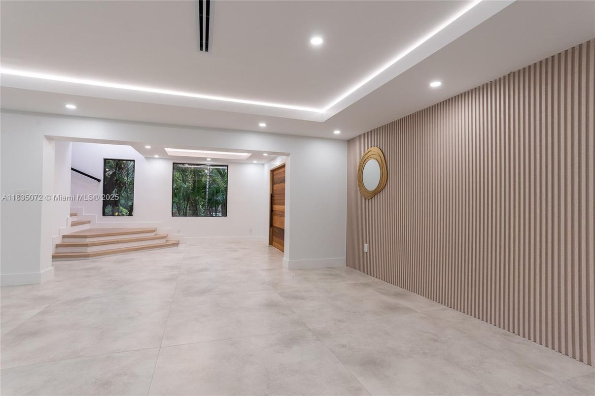 Interior, Recessed Lighting