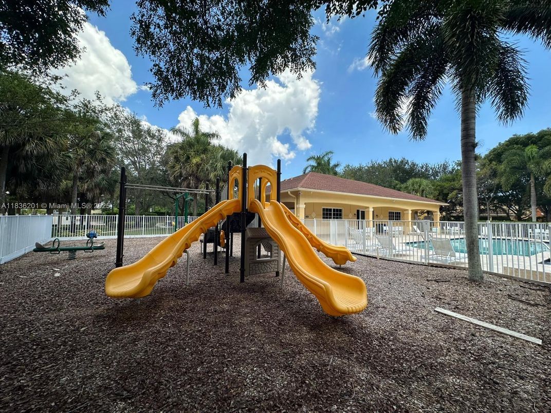 Backyard, Exterior, Playground