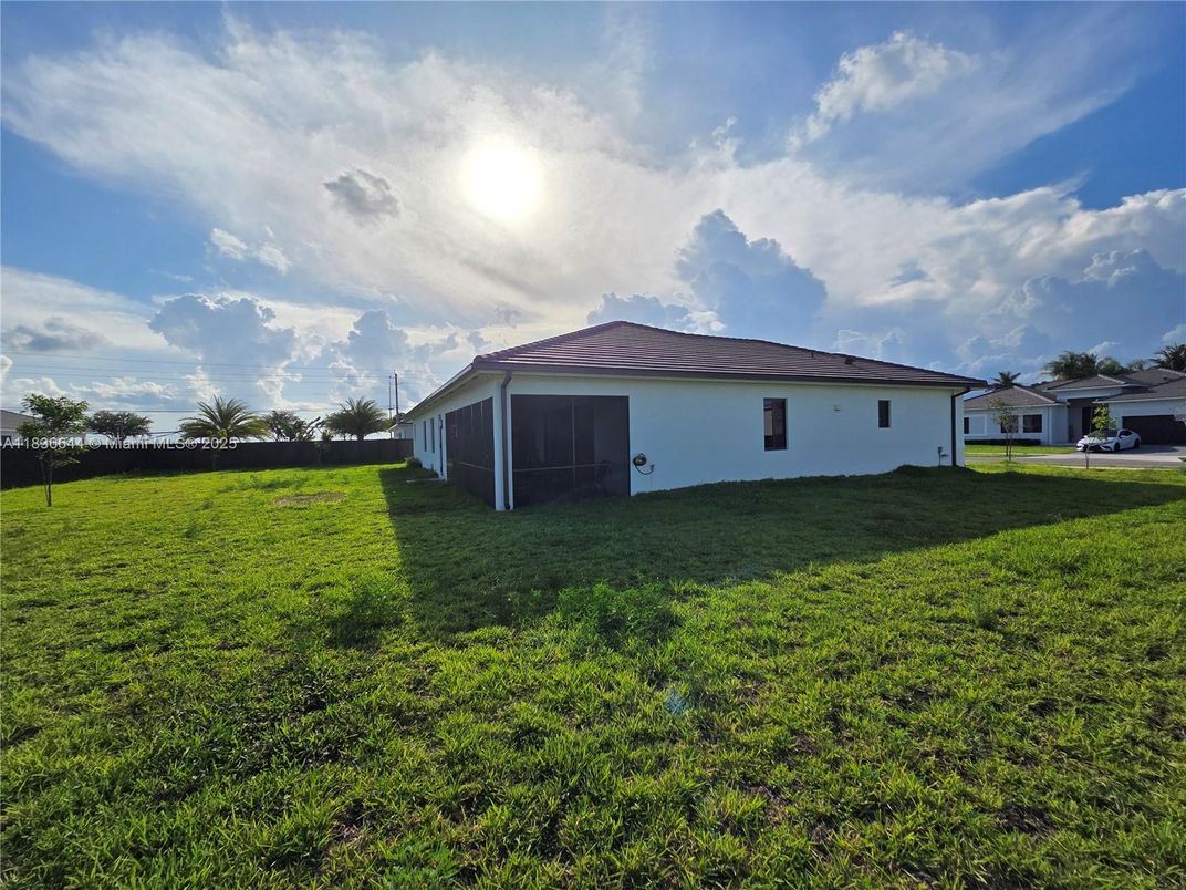 Backyard, Exterior