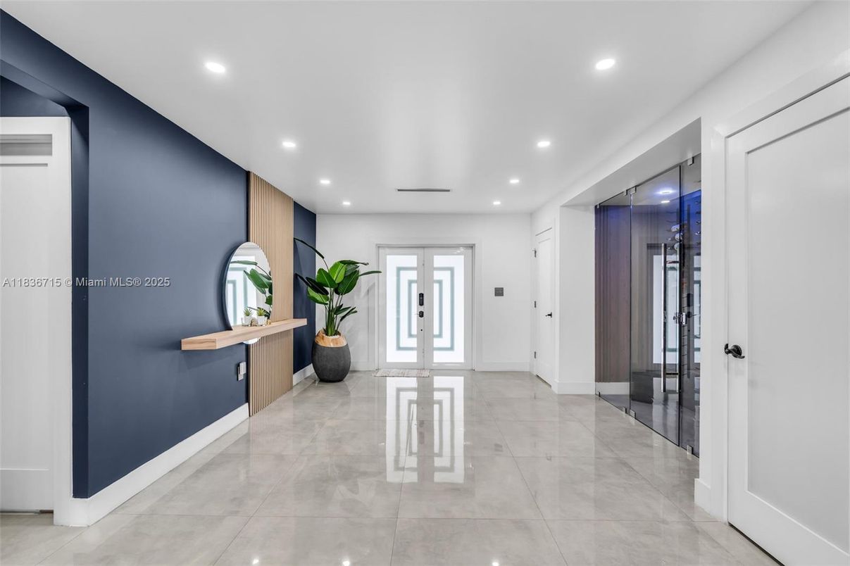 Interior, Recessed Lighting