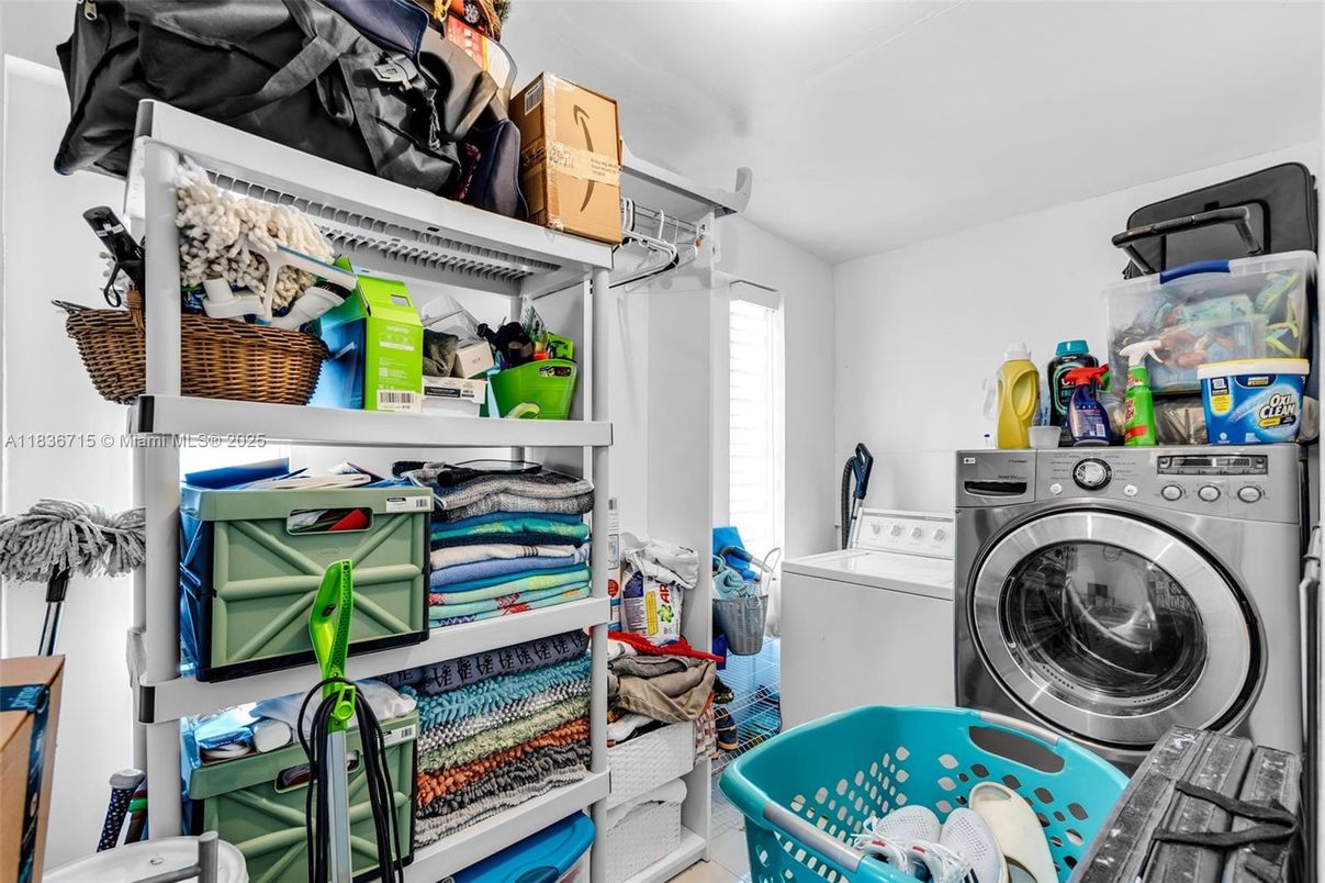Interior, Washer
