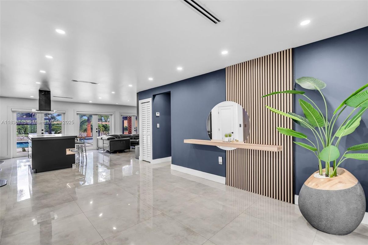 Interior, Recessed Lighting