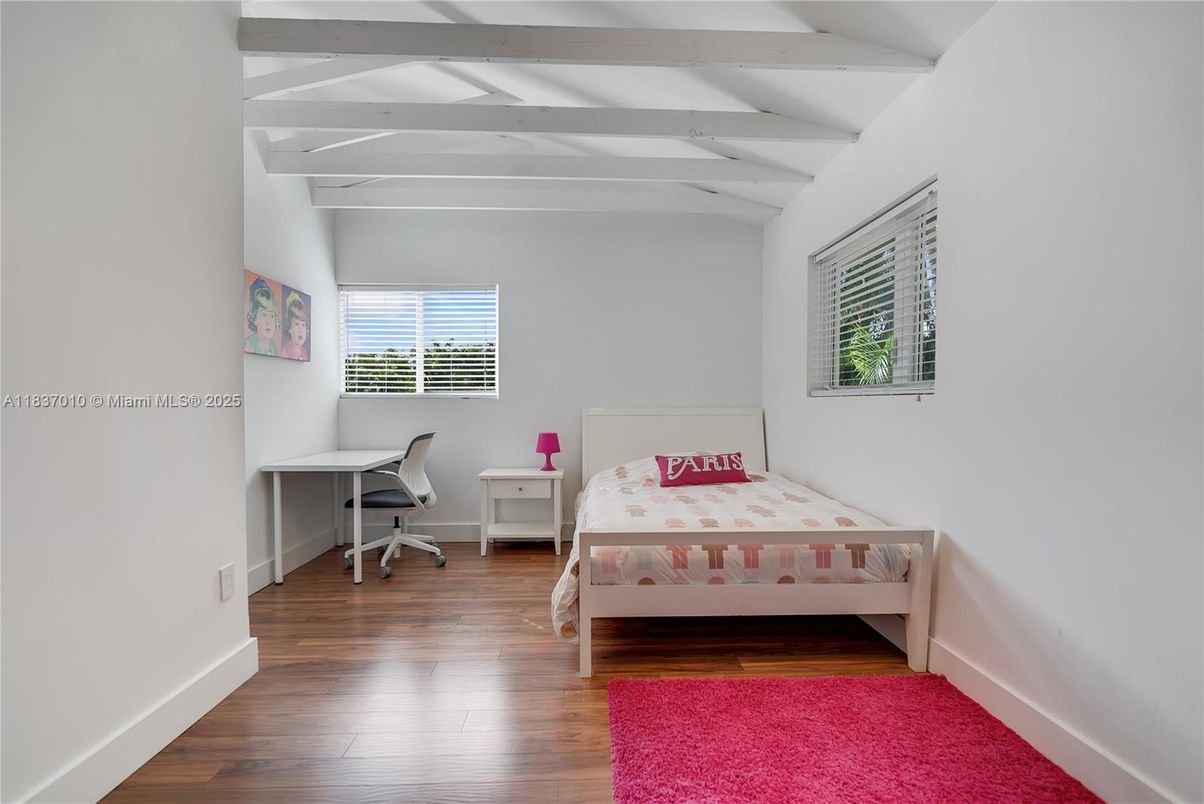 Bedroom, Home Office, Interior, Wood Texture Flooring
