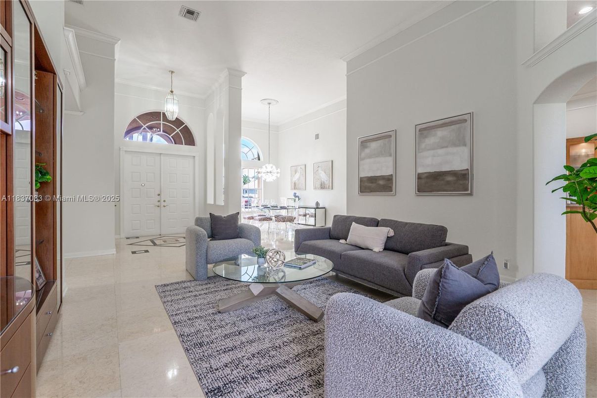 Interior, Living room, Pendant Lights