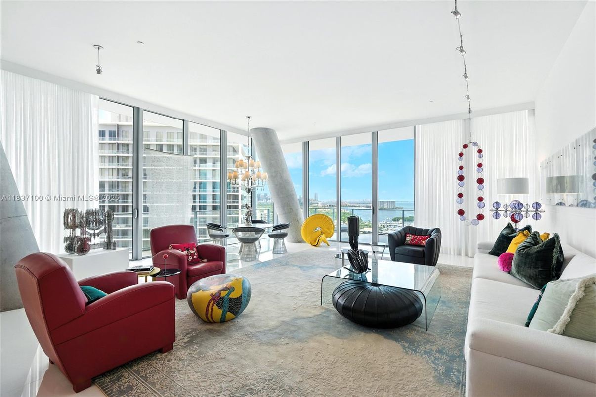 Chandelier, Dining room, Interior, Living room, Water